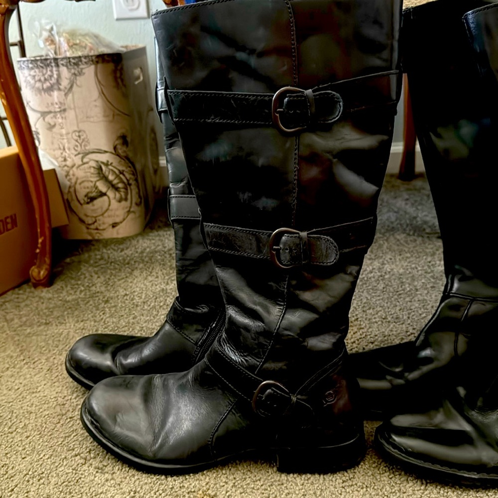 Black boots